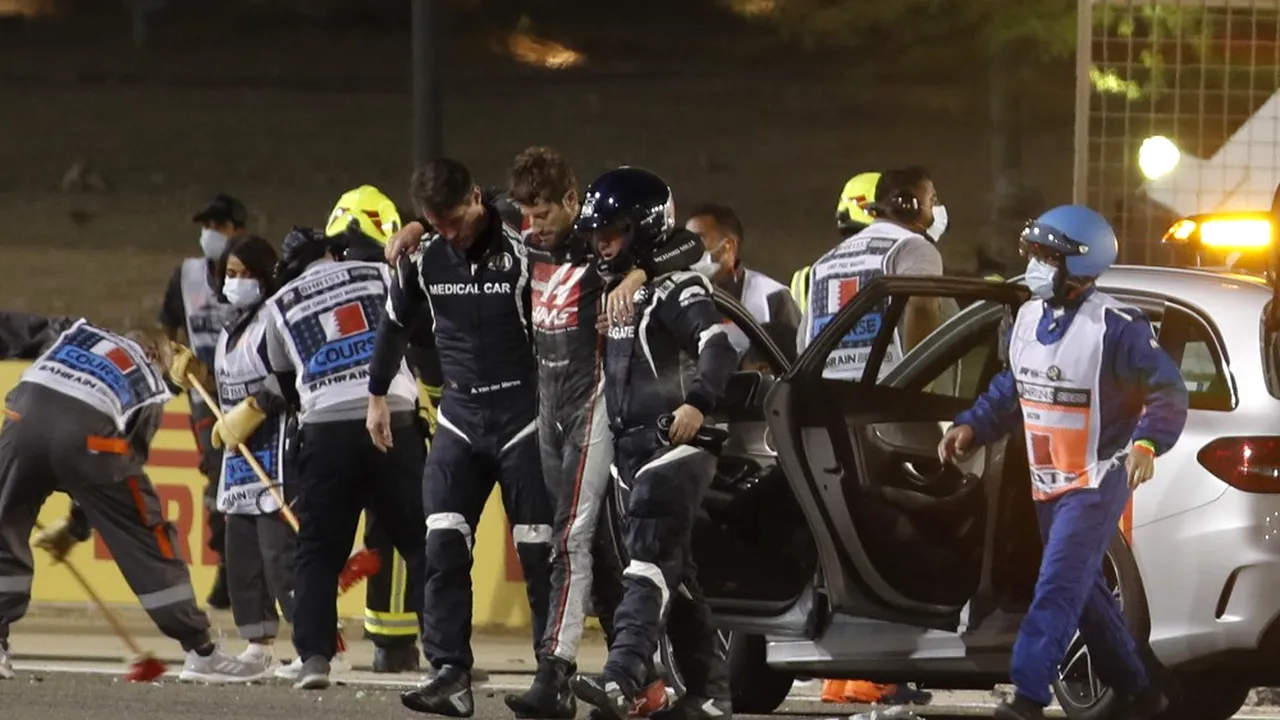 FOTO Romain Grosjean, pilotul de Formula 1, descrie momentul în care monopostul său a luat foc. ”Moartea era în faţa mea şi am botezat-o Benoit”