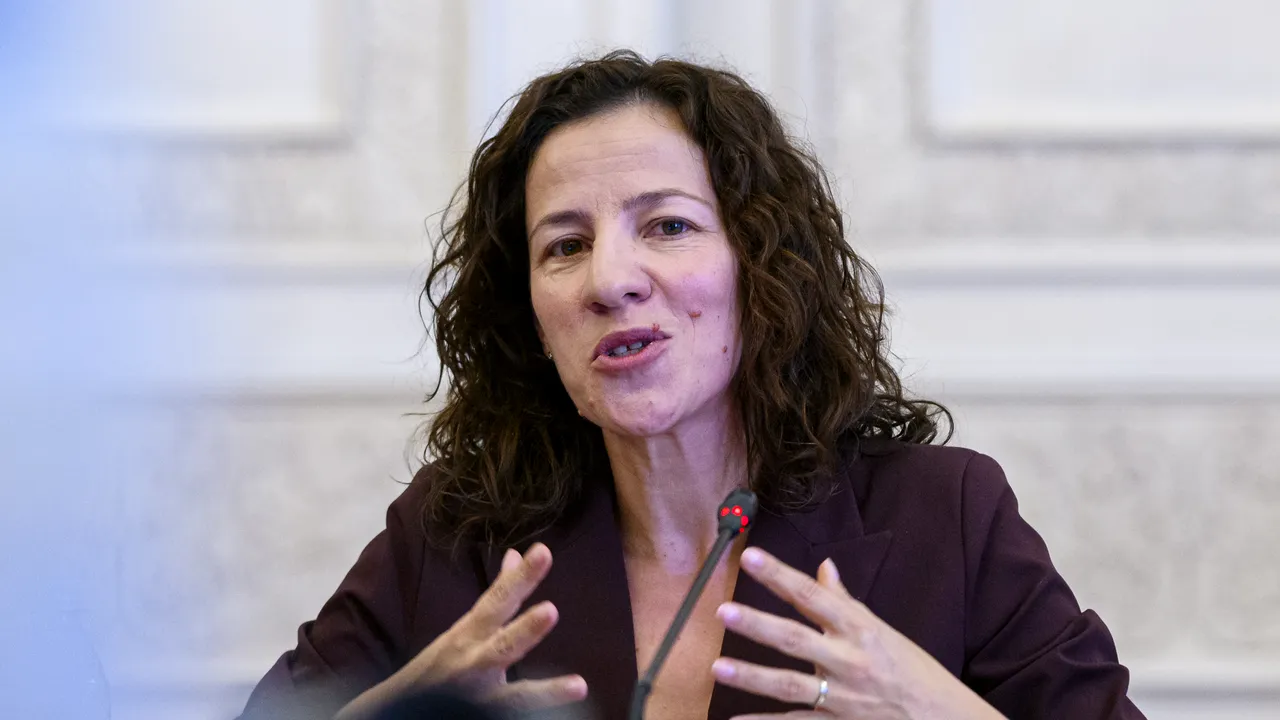 Prima vizită oficială a Roxanei Mînzatu în România, ca vicepreşedintă executivă a Comisiei Europene