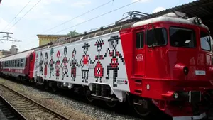 ZIUA UNIRII - Cântece, dansuri şi expoziţii, în peste 80 de gări