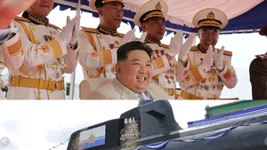 Coreea de Nord anunţă lansarea primului său submarin tactic, dotat cu armament nuclear