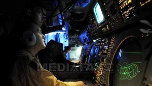 Primul avion de luptă chinez invizibil pe radar a făcut zborul inaugural