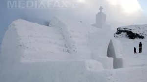 Primele cununii din acest sezon, la Biserica de Gheaţă de la Bâlea Lac