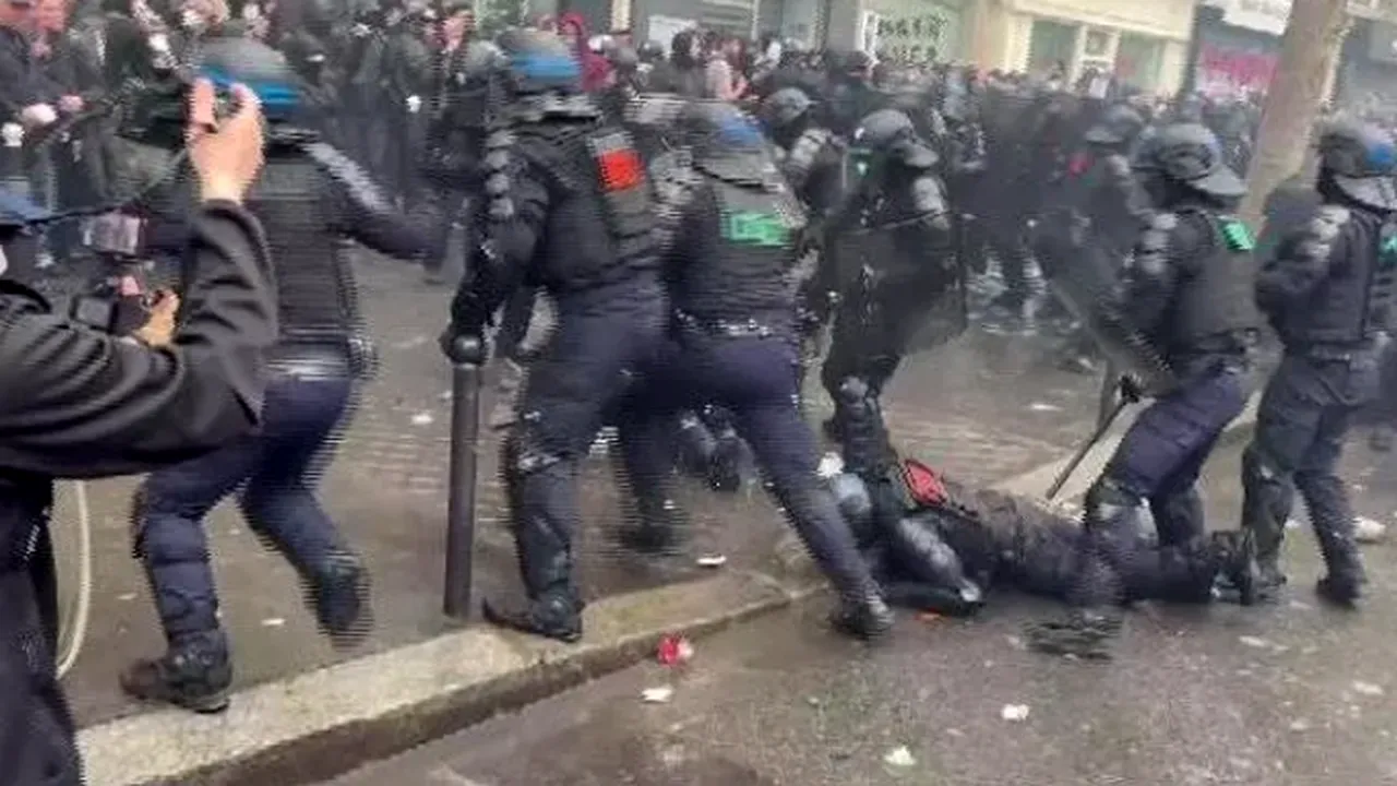 Zeci de persoane, reţinute la Paris cu ocazia manifestaţiilor