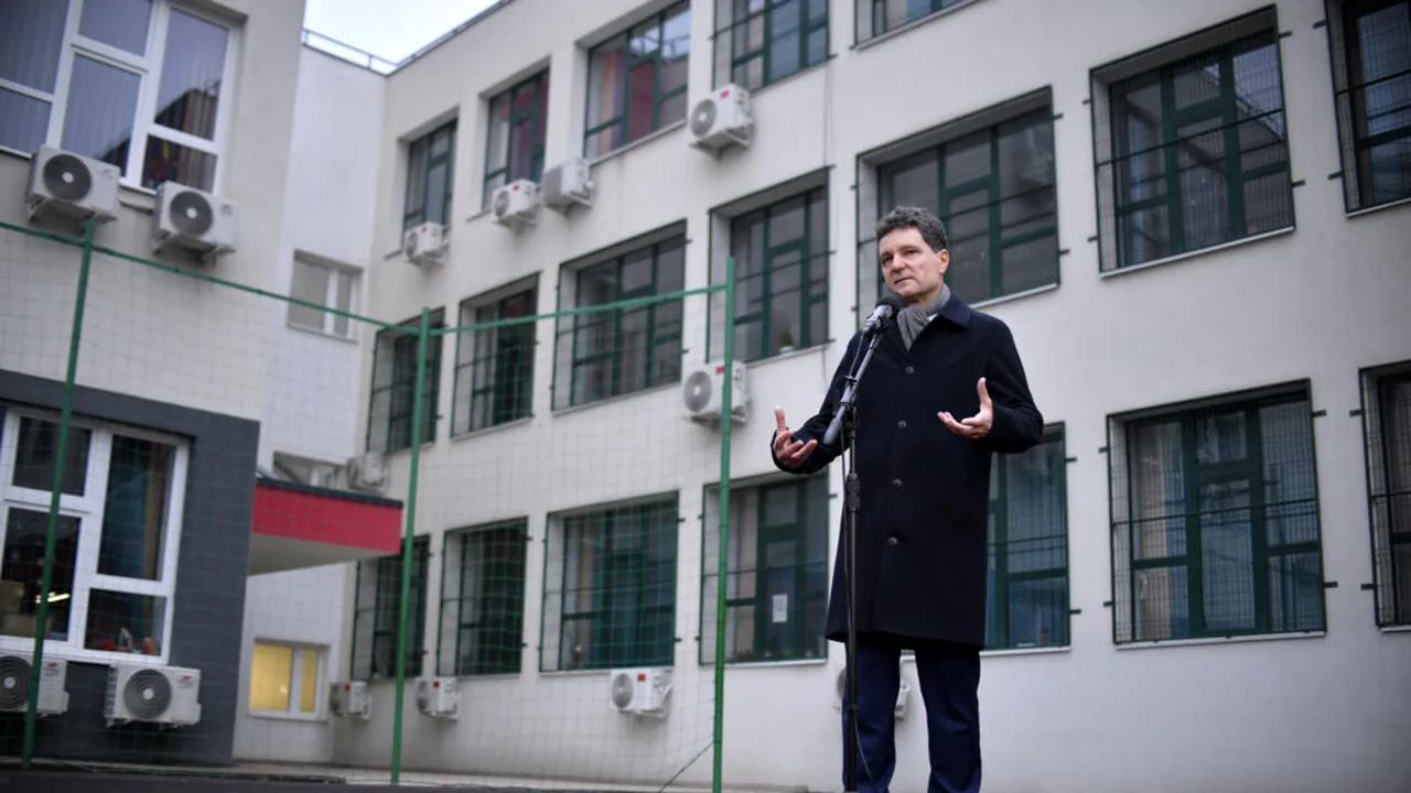 Nicușor Dan, la vot: „De mult n-am mai votat pentru altcineva în afară de mine”. VIDEO