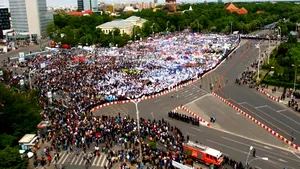 O nouă moţiune, un nou miting de amploare în Capitală. Miza este Codul Muncii
