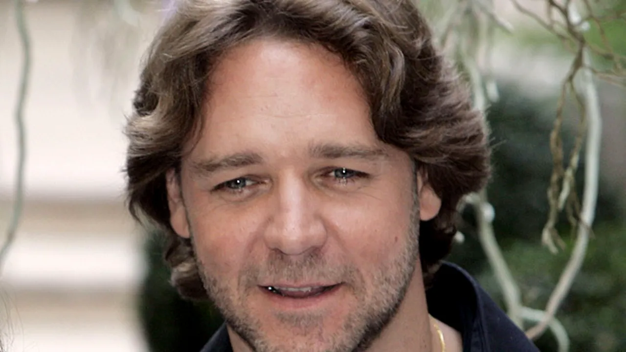 Russell Crowe va apărea pe timbrele din Australia