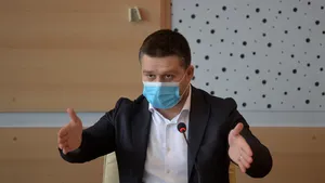 Primarul Ciprian Ciucu a făcut o hartă a gropilor din Sectorul 6: 100 nu suferă amânare
