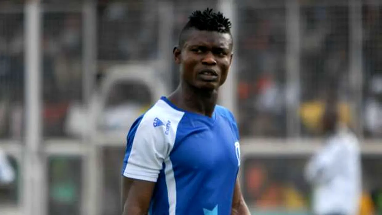 Fotbalistul nigerian Izu Joseph a murit, fiind împuşcat într-o piaţă din oraşul său natal
