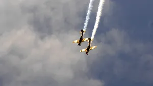 Instructorul de zbor al filmului „Top Gun: Maverick” a murit într-un accident de avion