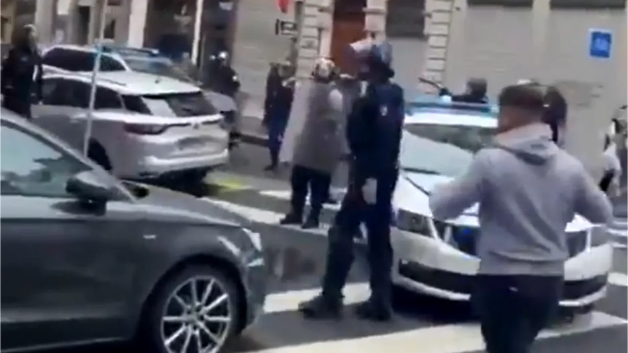 VIDEO Protestele din Franţa. Confruntări între manifestanţi şi forţele de ordine în oraşul Lyon