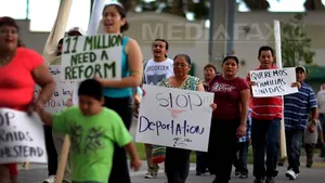 Moment istoric în SUA: Senatul american a adoptat prima reformă a imigraţiei într-un sfert de secol