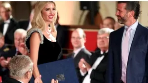 Ivanka Trump acceptă un premiu al statului ceh în numele mamei sale, Ivana