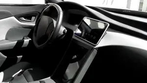 Premierul Marcel Ciolacu a testat la Cluj-Napoca un prototip de maşină electrică produs în România
