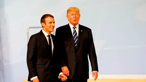 Trump: Emmanuel Macron este un 