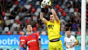 Schimb de portari în Superliga. Cătălin Căbuz semnează cu FC Argeș, David Lazar ajunge la Hermannstadt