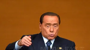Berlusconi s-a simţit rău la finalul discursului pentru relansarea Forza Italia - VIDEO
