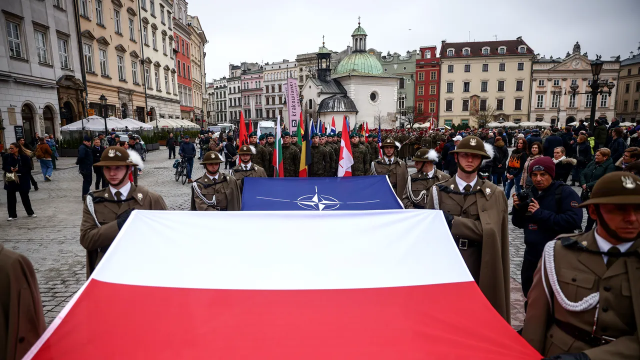 Polonia vrea să cheltuiască suma record de 31,3 miliarde de dolari, în 2025, pentru apărare