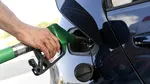 Tăvălugul scumpirilor la pompă în Italia. Cu cât s-ar putea majora prețurile în weekend