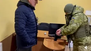 Ambasadorul Belarusului în Ucraina, sfidat de un soldat: „Ia 30 de monede de argint, trădătorule!”