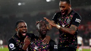 Vedeta din Premier League, Yoane Wissa: Reţelele de socializare pot fi 