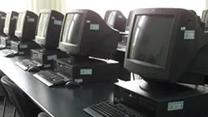 Romanian IT&C Company Intrarom To Bring Computers To 8,191 Schools