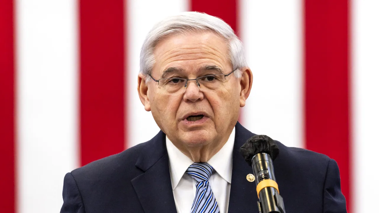 Senatorul american Bob Menendez a demisionat după condamnarea pentru corupţie