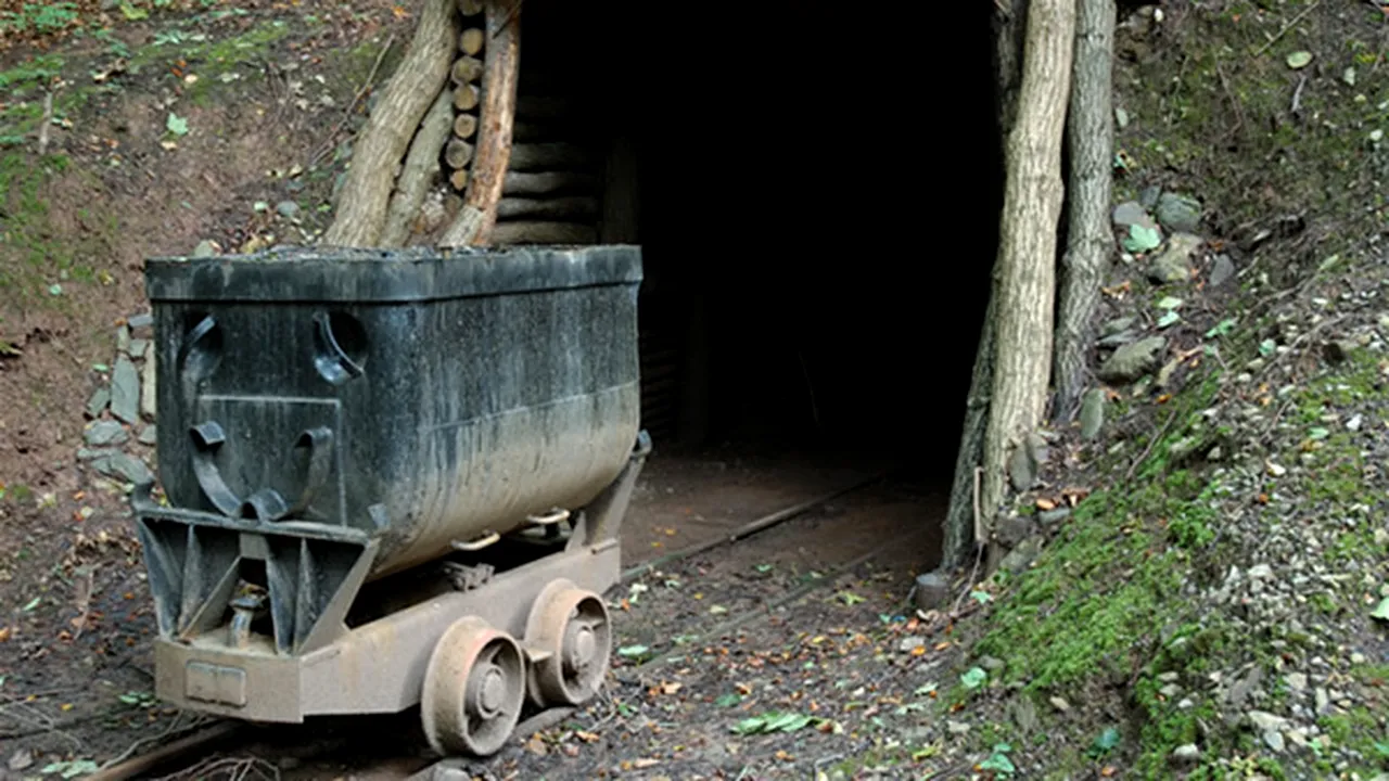 Numărul morţilor după prăbuşirea unei mine de cupru şi cobalt din RD Congo a ajuns la 43