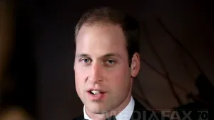 Prinţul William apare pe coperta din iulie a revistei gay 