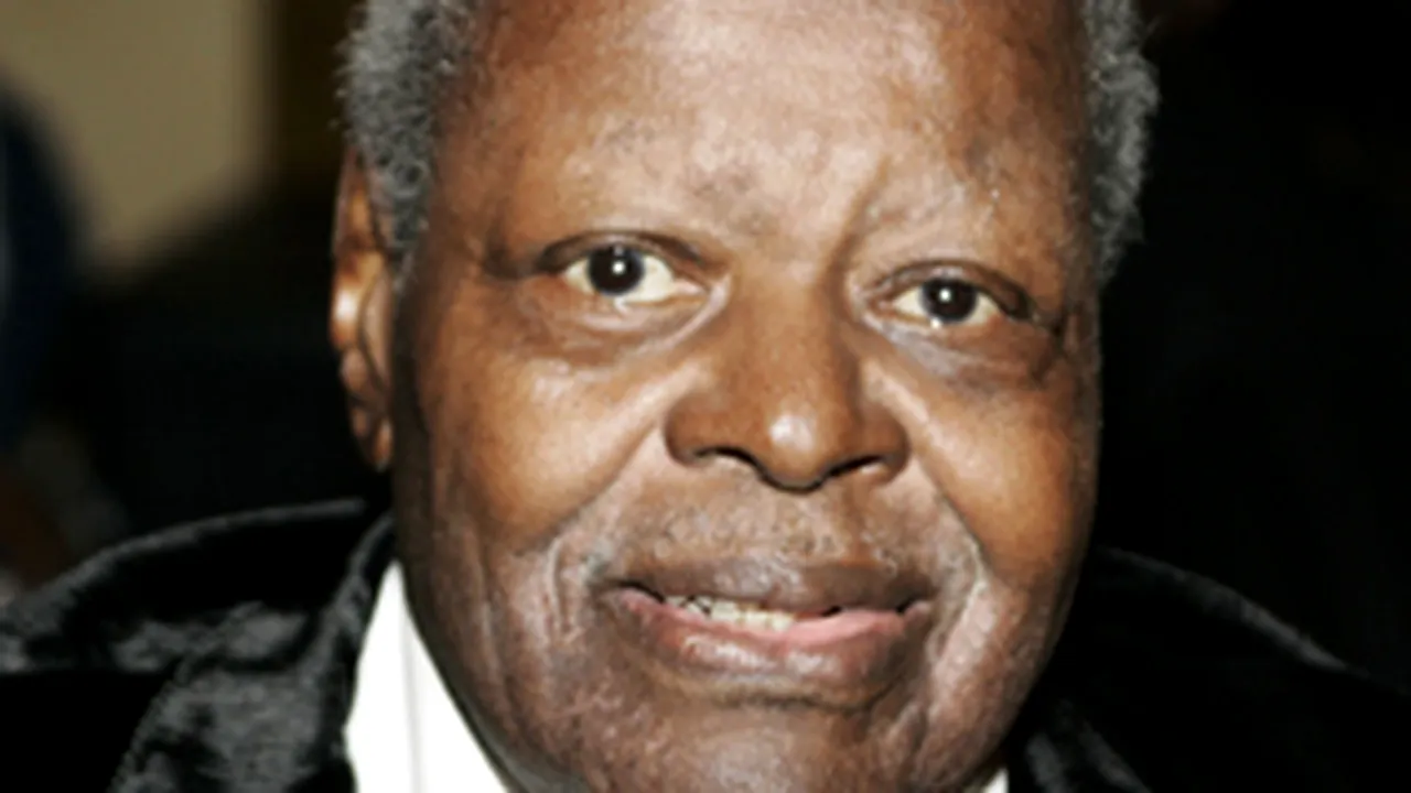 Muzicianul Oscar Peterson a încetat din viaţă