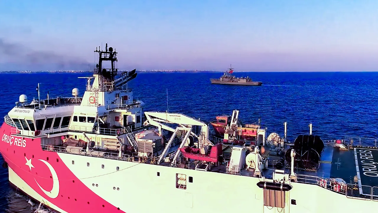  WSJ: Coliziune între nave militare din Turcia şi Grecia, în estul Mării Mediterane 
