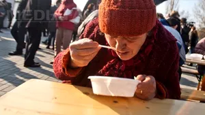 Peste 5.000 de bucureşteni, la mesele festive din sectorul 2 al Capitalei