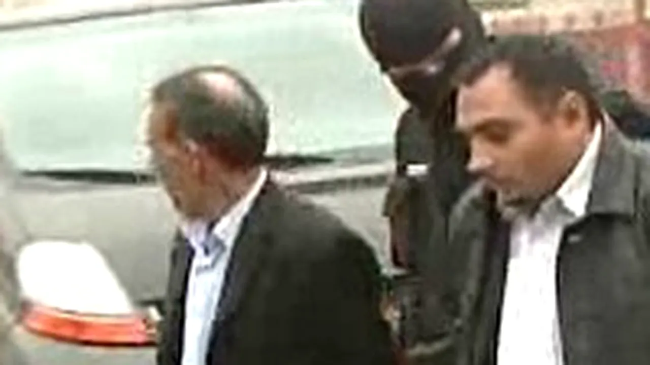 Popeşti-Leordeni: Arme de foc, descoperite de poliţişti într-o casă