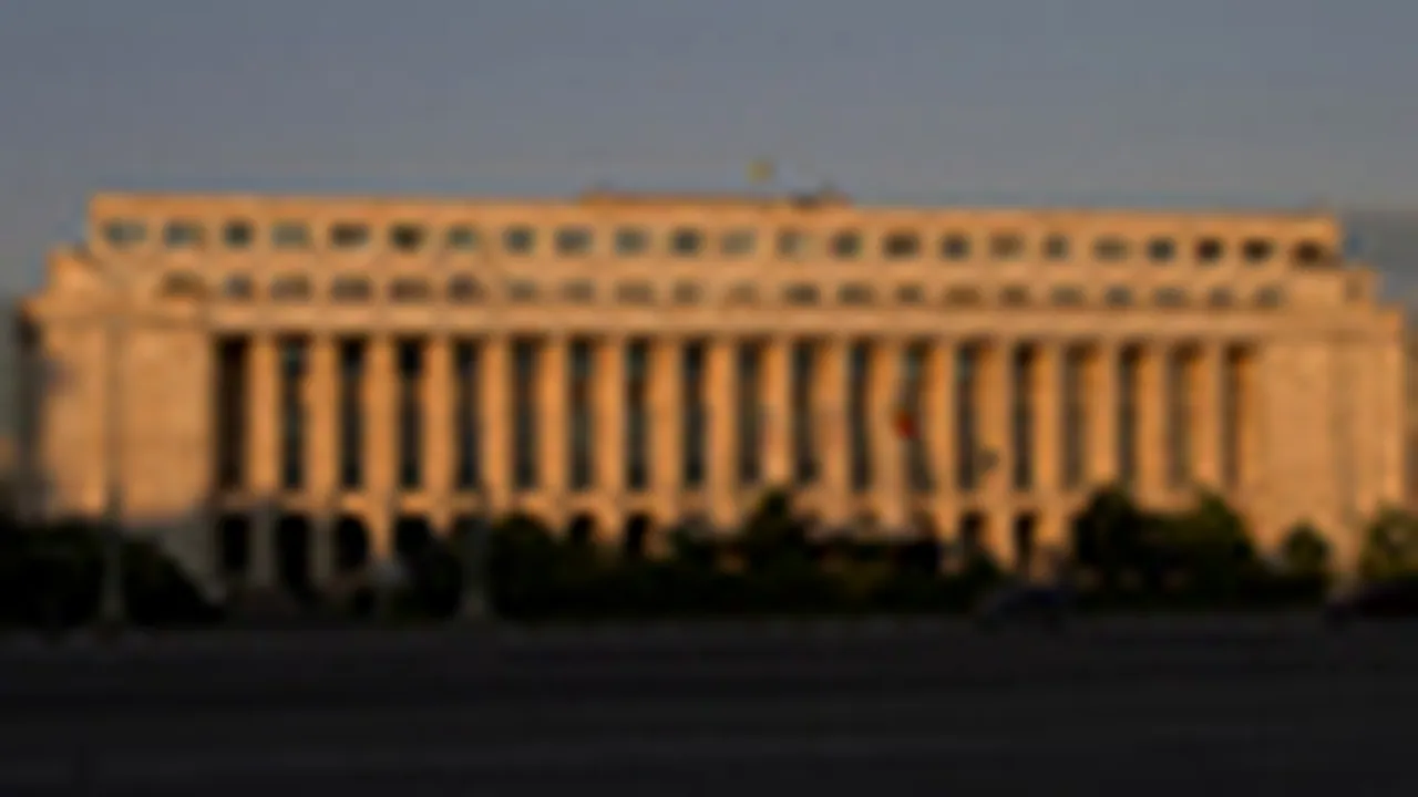 Romanian PM Chancellery To Cut 40-50% Of Jobs