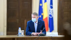 Ce a discutat Klaus Iohannis cu reprezentanţii mediului de afaceri. „România va ieşi cu bine din această criză”