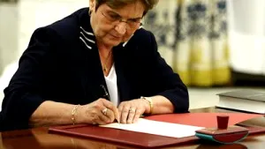 Romanian President Might Choose Not To Promulgate Teachers’ Wage Hike Law - Minister