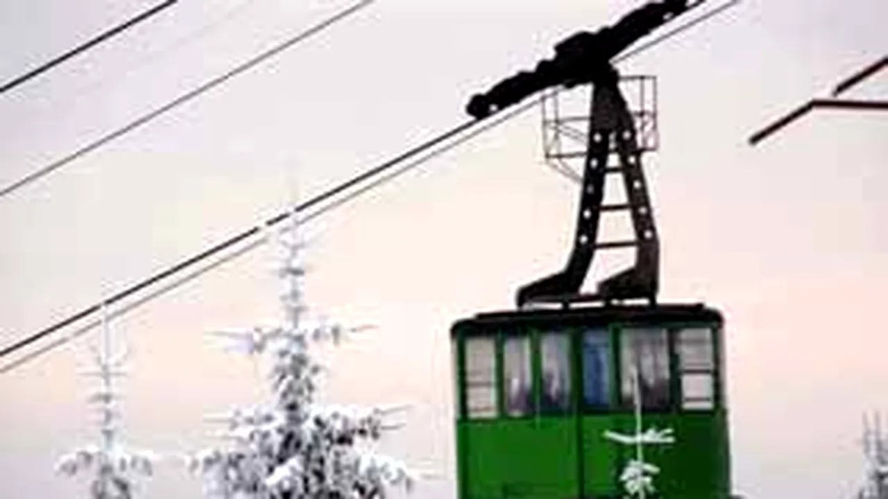 Telecabina din Buşteni, oprită din cauza vântului