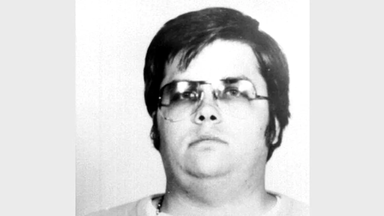 A opta cerere de eliberare a asasinului lui John Lennon, respinsă de justiţia americană