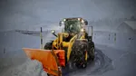 Ninsoare abundentă pe Transfăgărășan, se intervine cu utilajele de deszăpezire și materiale antiderapante