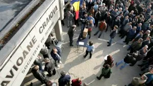 Romanian Airplane Mker Avioane Craiova Employees Resume Protests