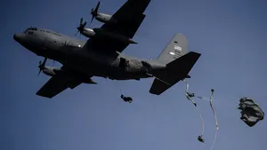 Peste 200 de militari din Italia, Spania şi SUA au executat un asalt aeropurtat în Poligonul Smârdan - FOTO