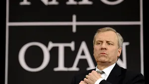 NATO reia relaţiile oficiale cu Rusia