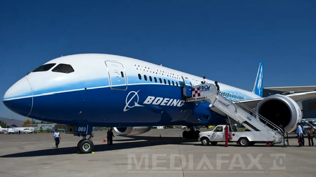 Boeing 787 Dreamliner a debutat duminică în SUA, pe ruta Chicago-Houston