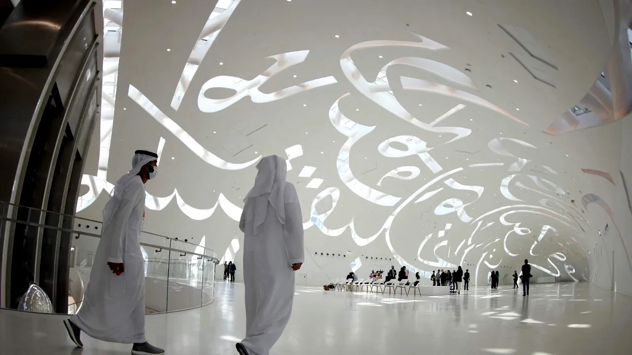 Cea mai frumoasă clădire din lume a fost inaugurată în Dubai