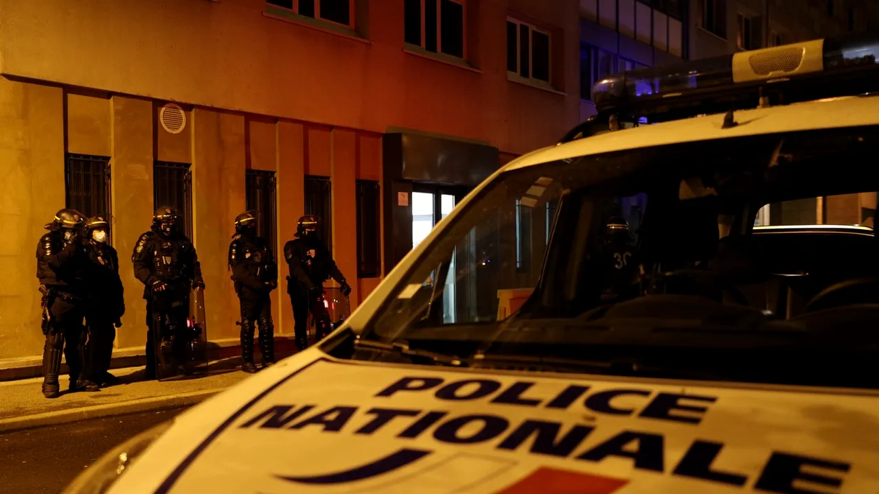 Percheziţii în Franţa la foşti şi actuali membri ai Guvernului, în ancheta privind gestionarea pandemiei COVID-19