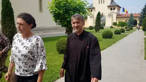 Preotul Cristian Pomohaci este cercetat de procurori pentru racolare de minori în scopuri sexuale 