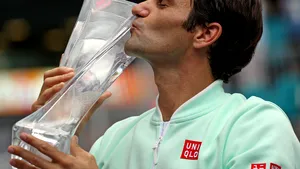 Moment istoric pentru Roger Federer. Elveţianul doboară recordul lui Agassi şi devine jucătorul care a stat cel mai mult în top 10 ATP