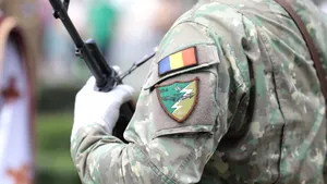 INSCOP. Românii au o părere bună despre introducerea stagiului miliar pe bază de voluntariat