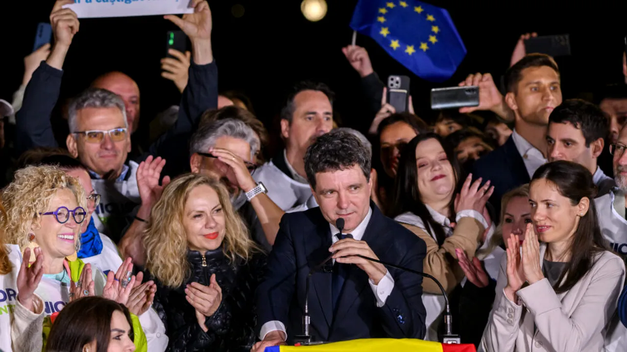 FT: „O sarcină uriașă”. Nicușor Dan se confruntă cu o bombă fiscală cu ceas după victoria obținută la alegeri