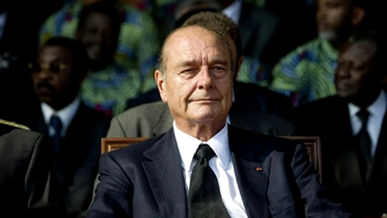 Fostul preşedinte francez Jacques Chirac, internat într-un spital din Paris 