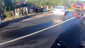 Ministrul Bode, luat la întrebări după accidentul rutier în care a fost implicat pe drumul naţional Sibiu-Vâlcea-Piteşti / Răspunsul SPP 